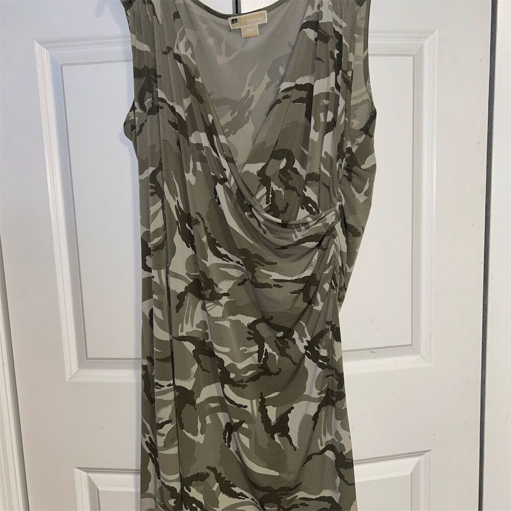 Michael Kors Plus 18W Camouflage Ruched Knee Length Dress Sleeveless